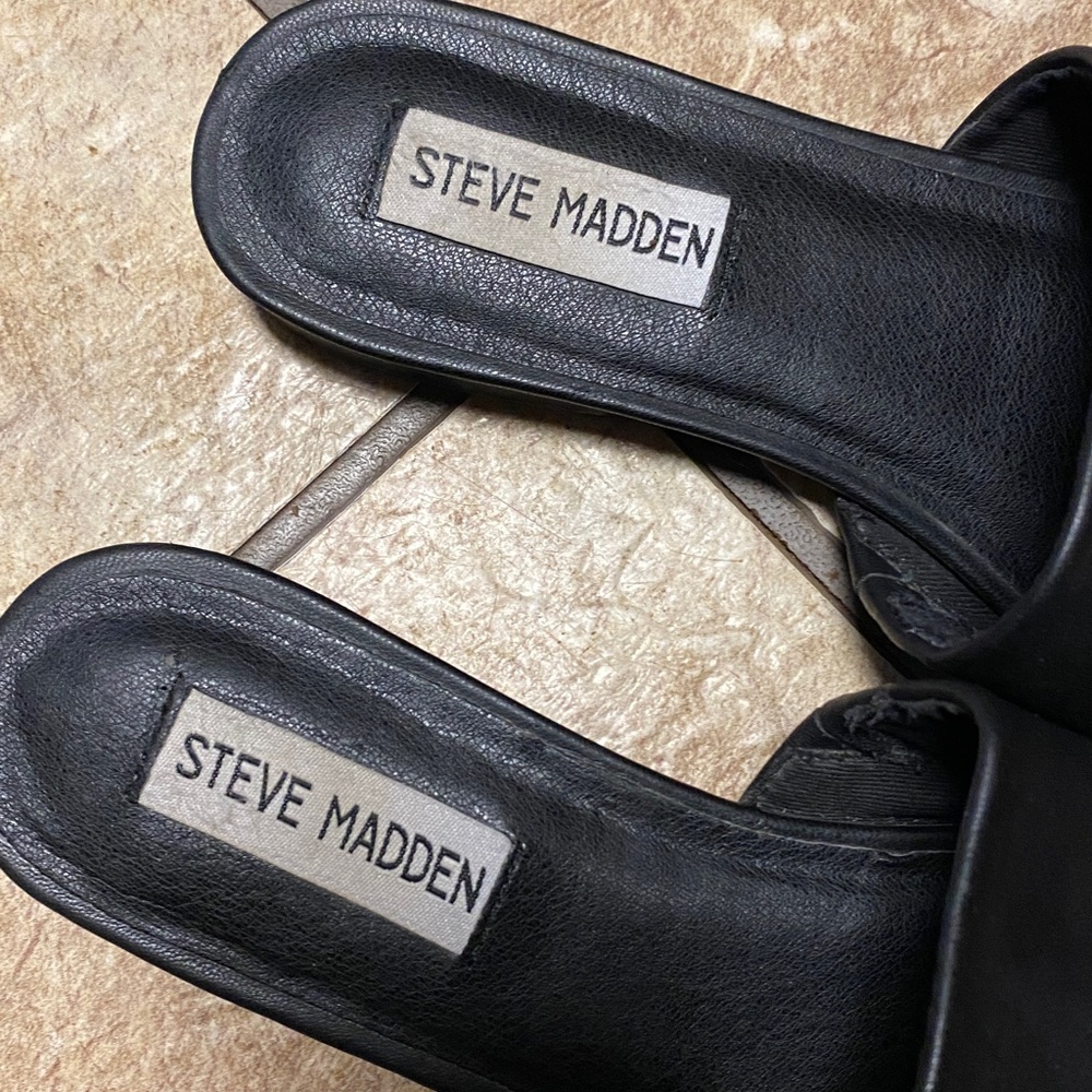 Steve Madden Elegant Black Size 7.5M Mules Career Academia Flats Collegiate - Picture 2 of 7